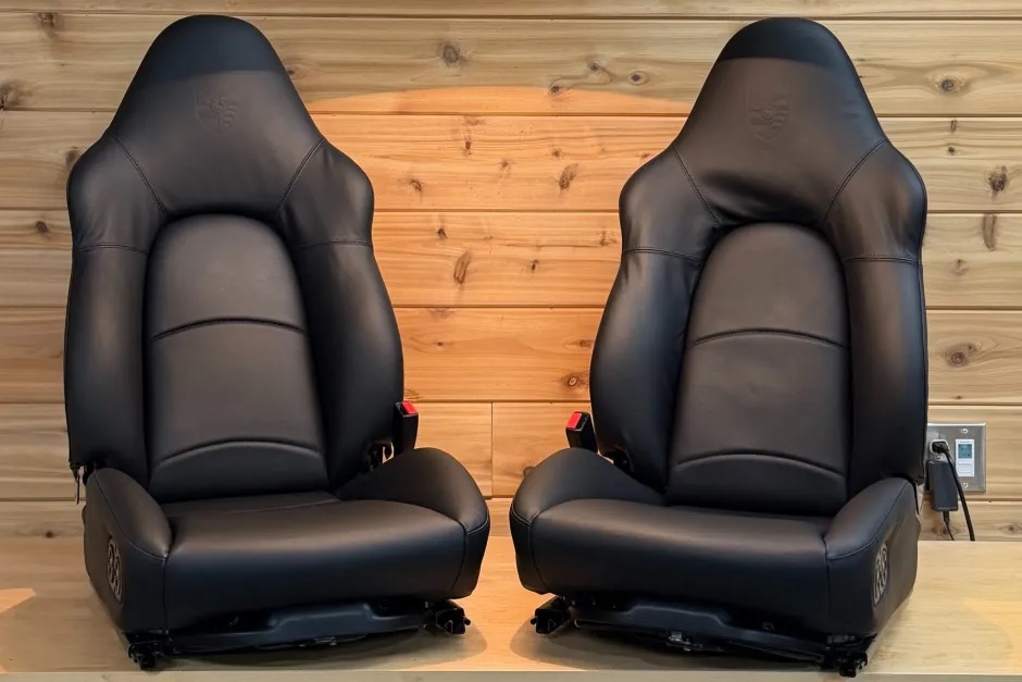 Waldemar 993 Sport Seats